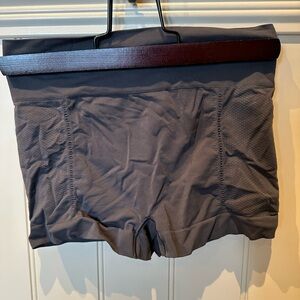SPANX Ladies Women’s Girls Size Small Grey Shape Wear Athletic Shorts